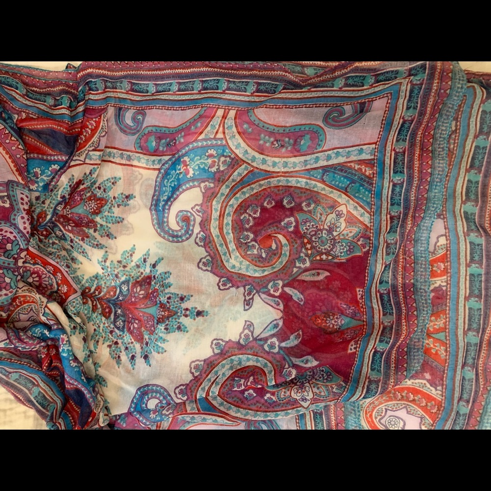 👯‍♀️BOGO👯‍♀️ paisley scarf